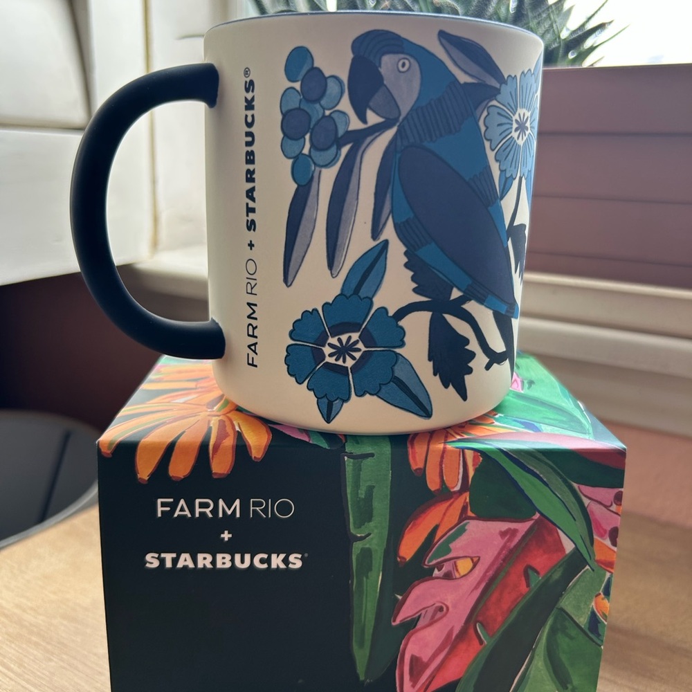 LIMITED Farm Rio x Starbucks Limited Edition Lenco Azulejo